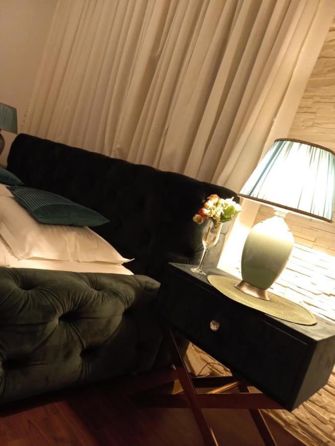 Casa Maria Roses Hotell Rîşnov Exteriör bild